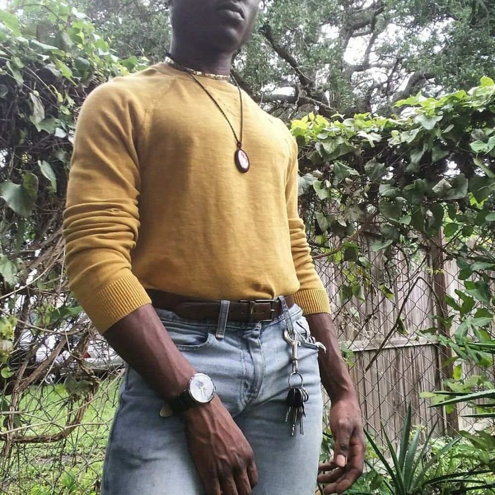 Label Of Graded Goods Mustard yellow sweater